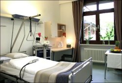 Patientenzimmer Fettabsaugung Brust Kassel